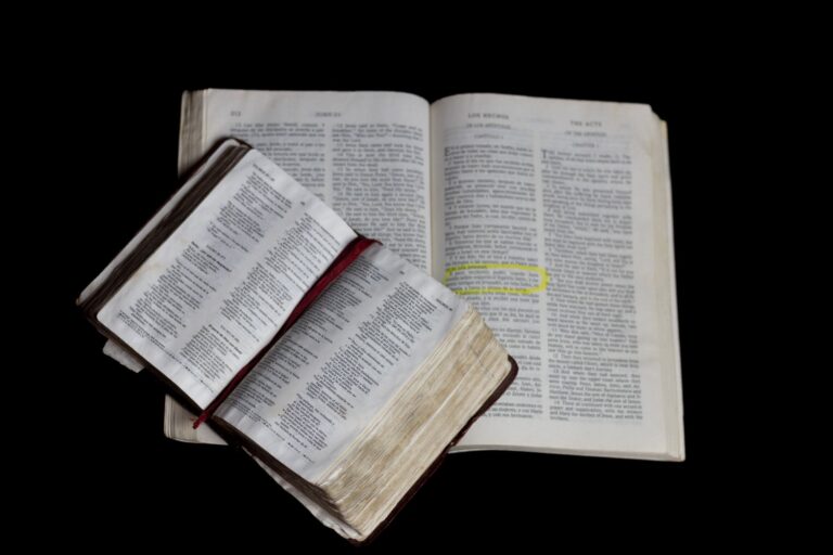 Scriptural Debates: The Presence of Witchcraft in the Bible  - WitchcraftForBeginners