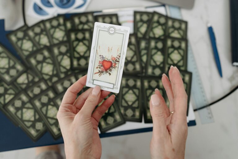 The best tarot spreads for beginners, according to an expert