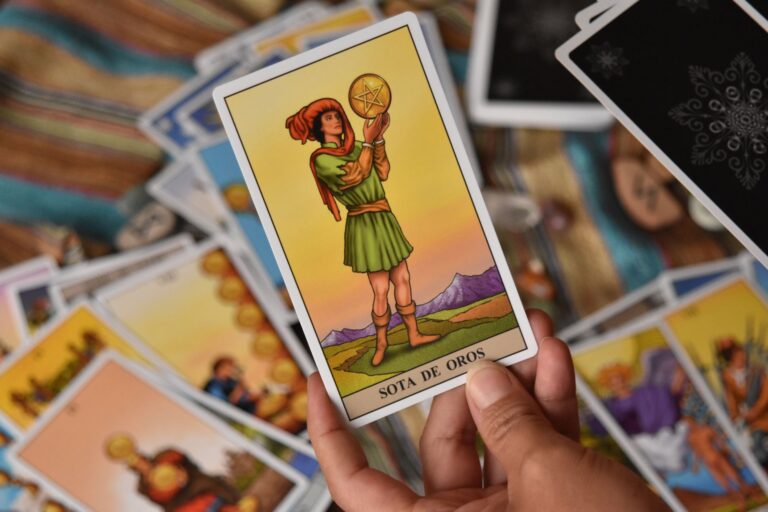 Best Tarot Practice Exercises for Accurate Readings